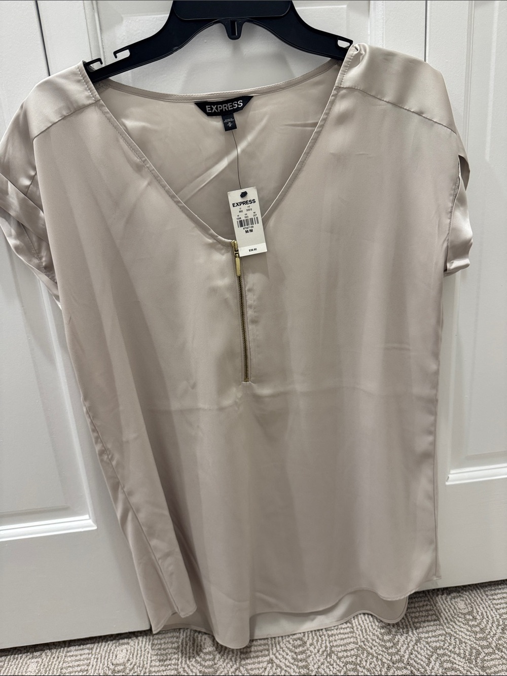 Express Satin Cream V‑Neck Top with Gold Zip